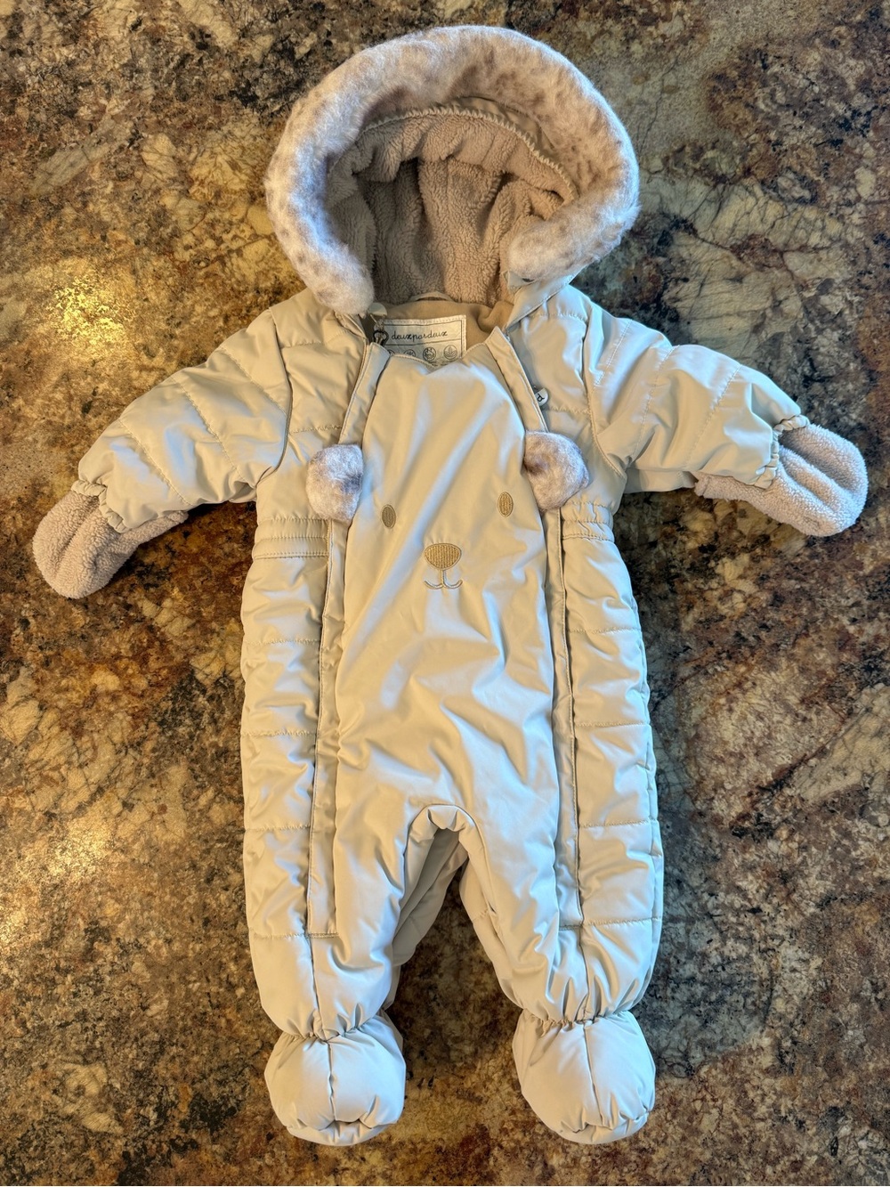 Cozy Cream Baby One-Piece Snowsuit with Hood. Size 6 month. Up to -30 degrees.